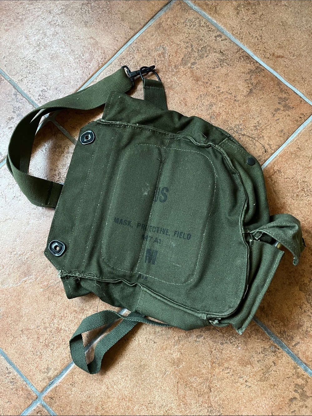 USMC Green Field Protective Mask Bag - Men's Canvas 1970’s